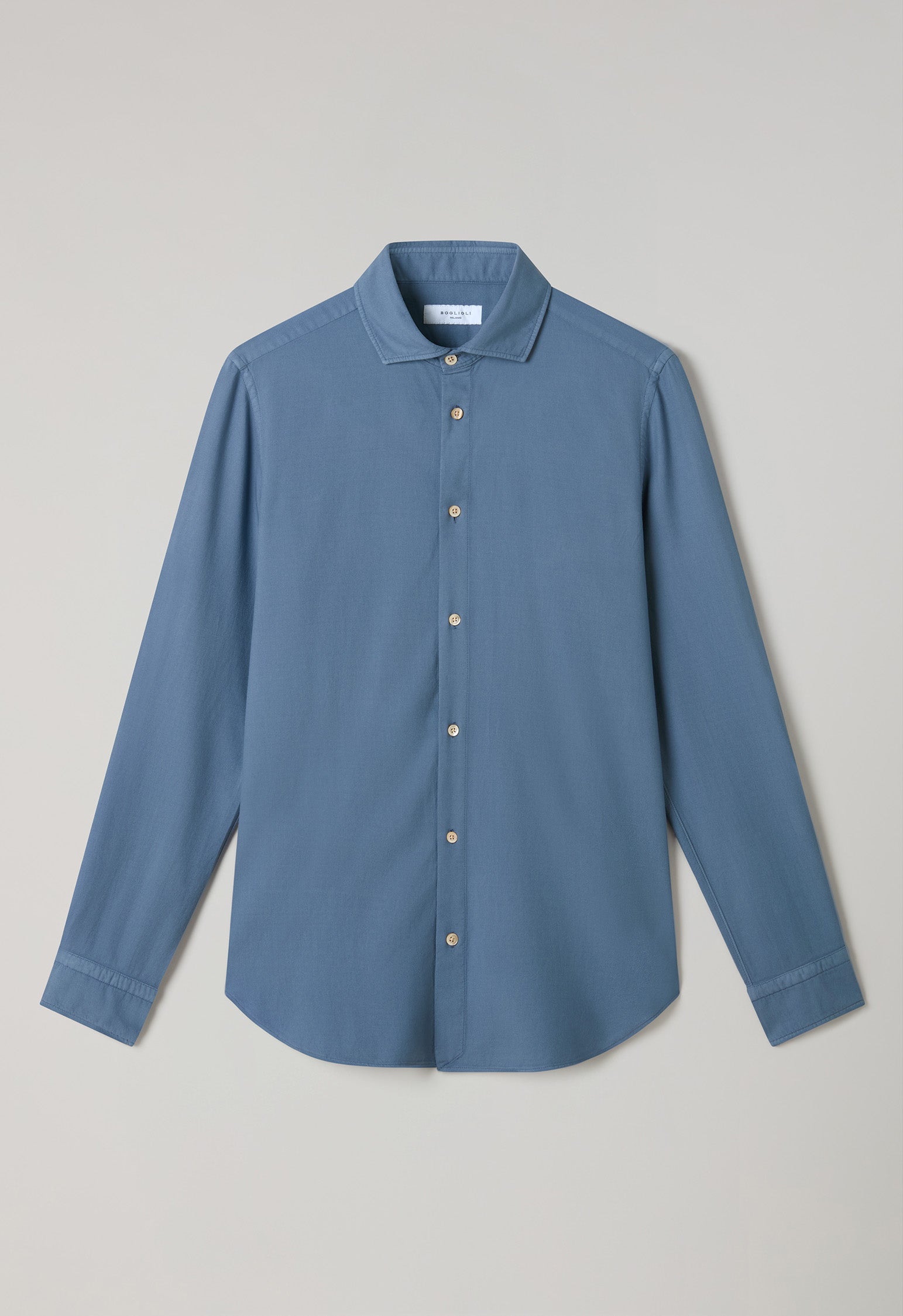 Camicia vaiella tinta in capo azzurra