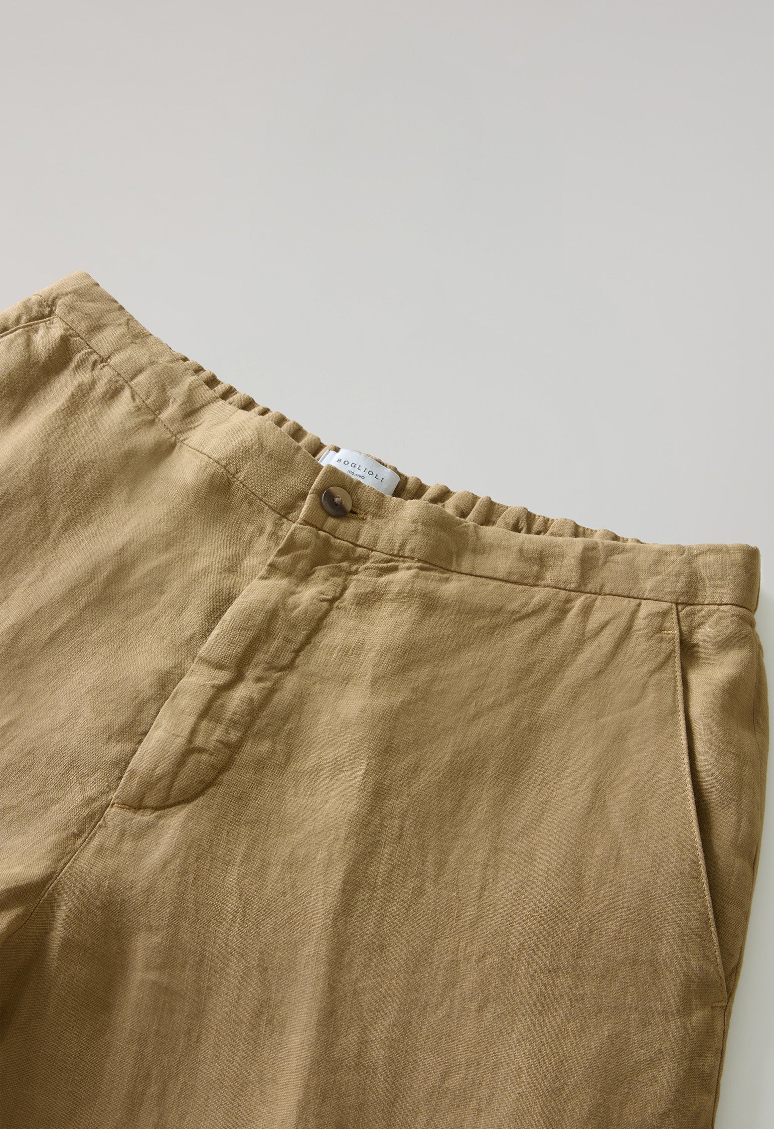 Joggers in lino tinto in capo cammello