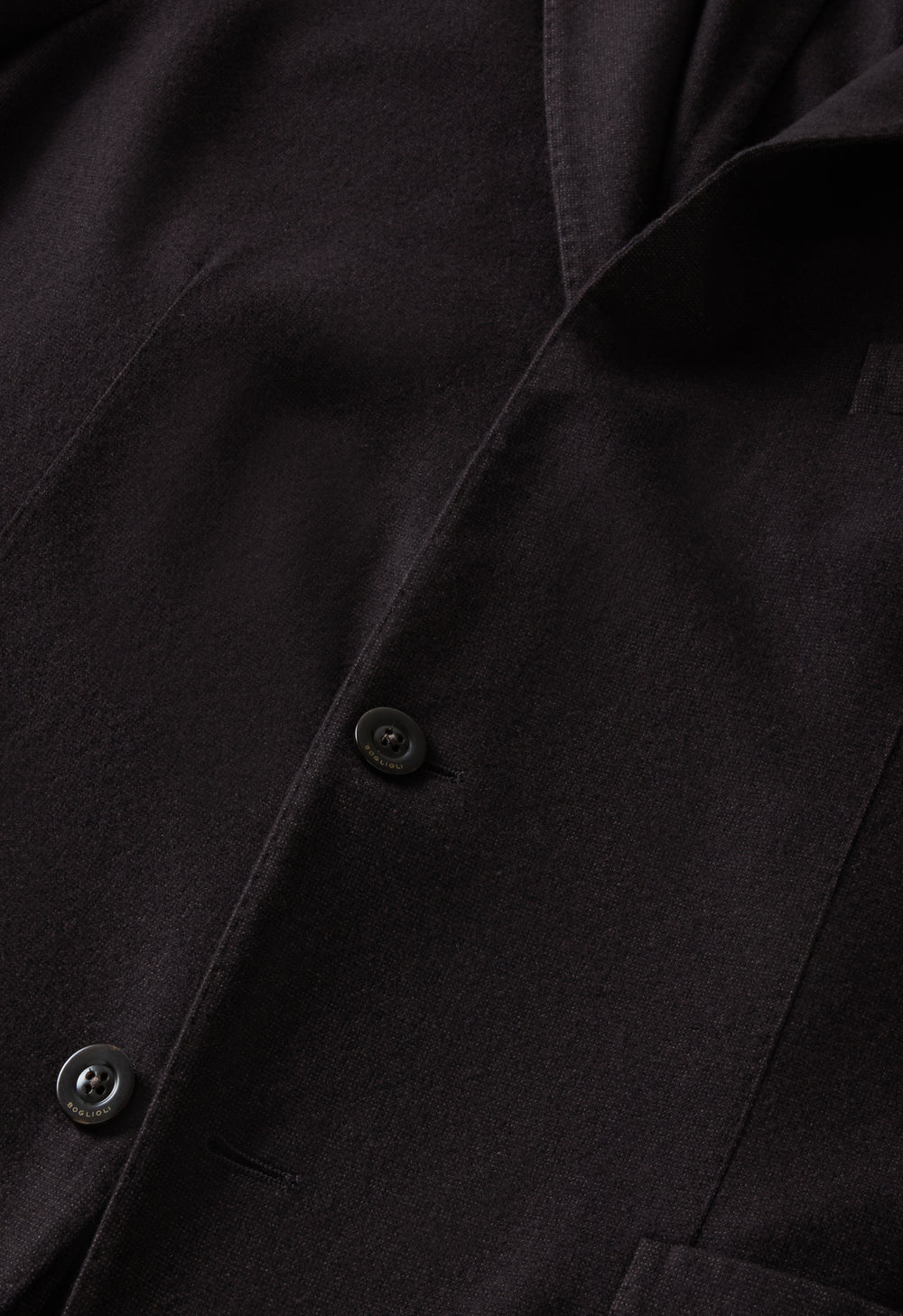 Braune, stückgefärbte K-Jacket aus 14-Mikron-Wolle