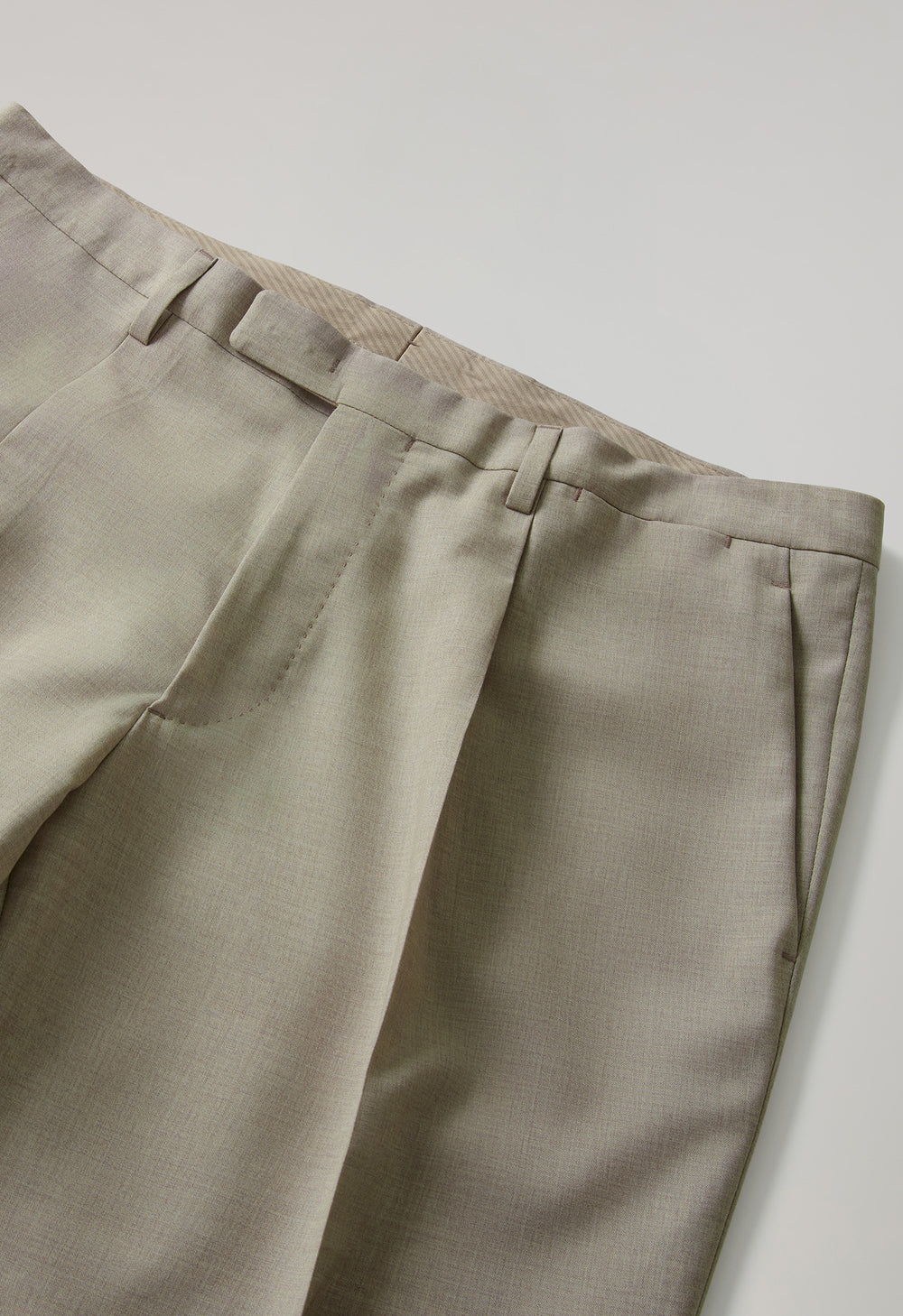 Beige Summer Wool K-Suit