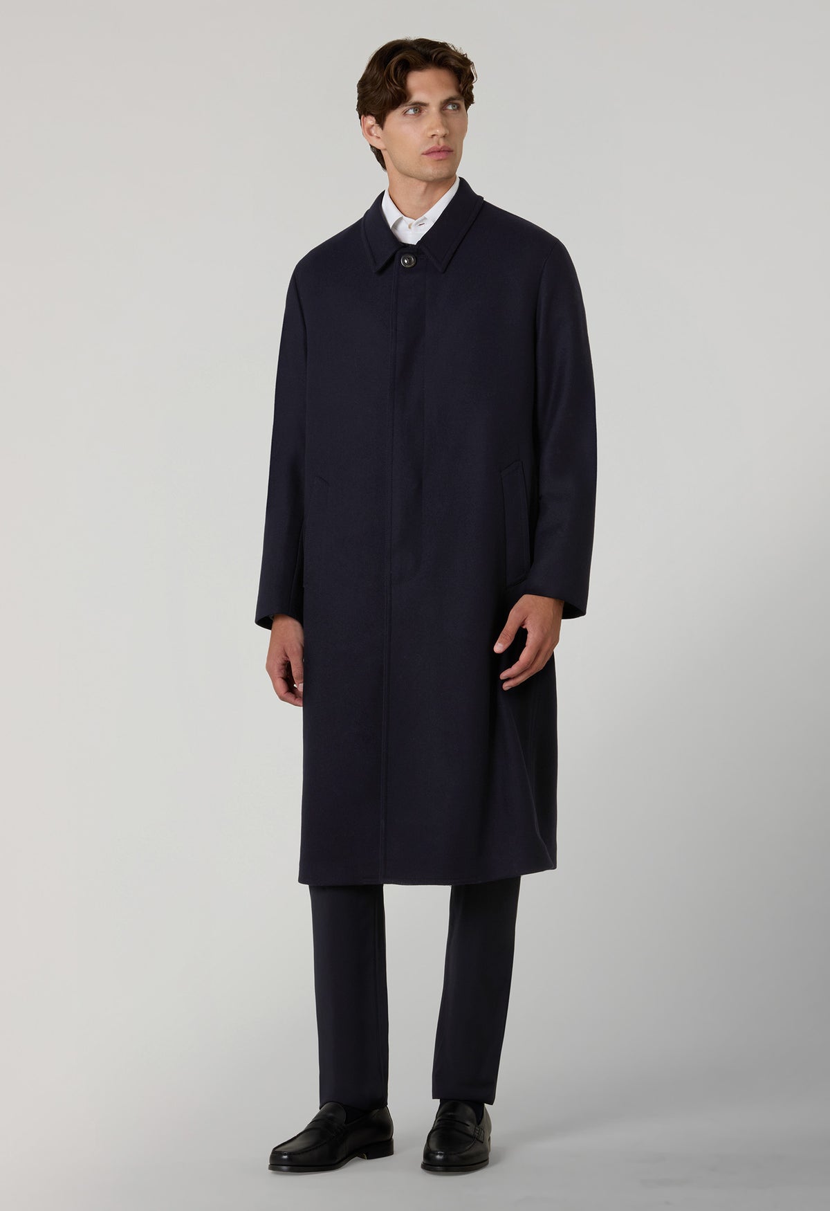 Blauer Wollmantel aus Loden