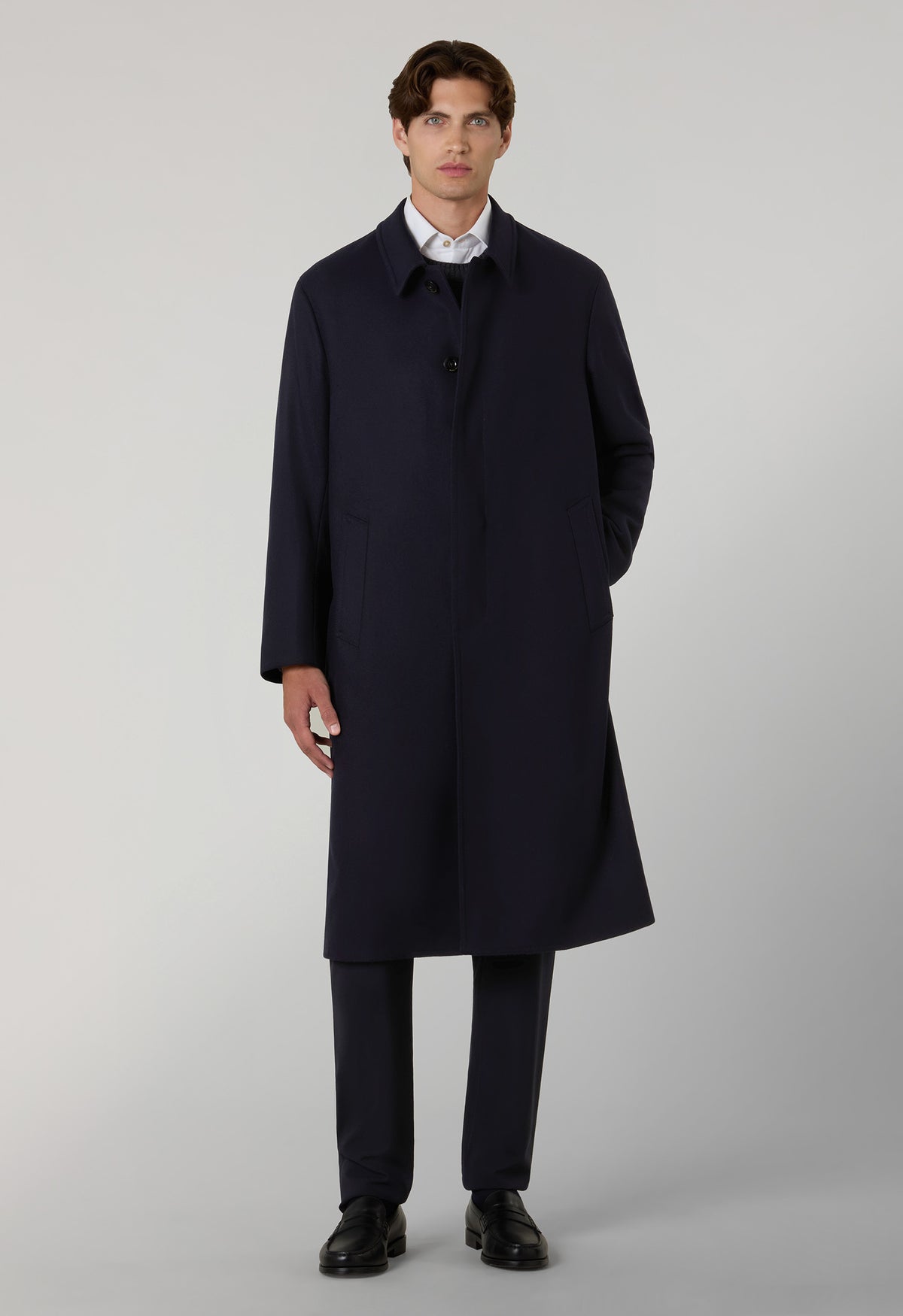 Blauer Wollmantel aus Loden